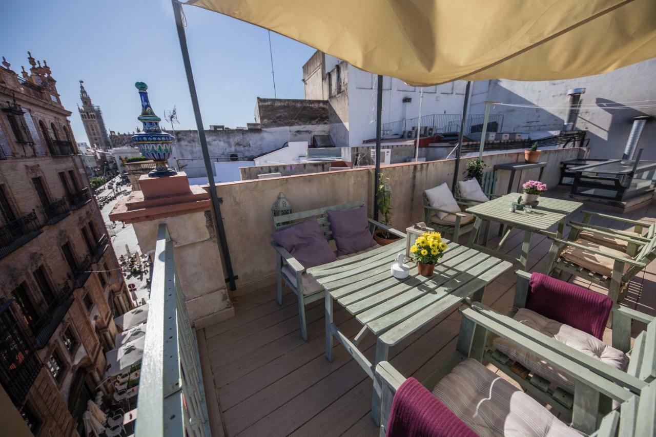 Awesome Penthouse Apartment Севиля Екстериор снимка